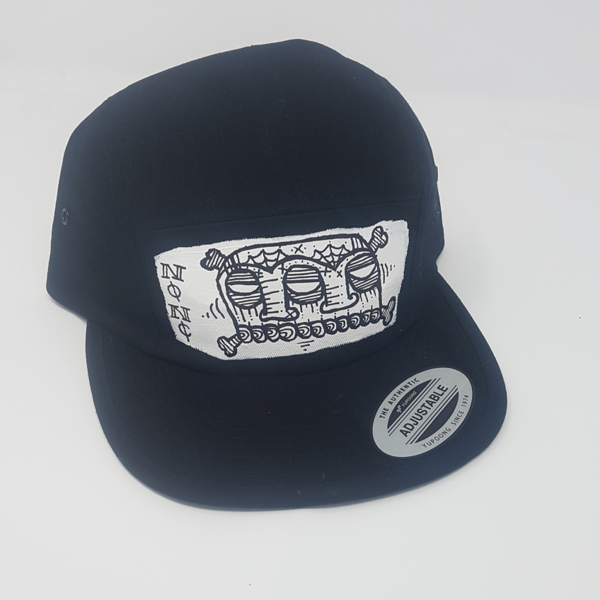 Black 5 panel hat