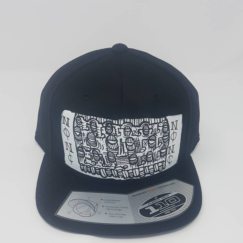 Black snap backs
